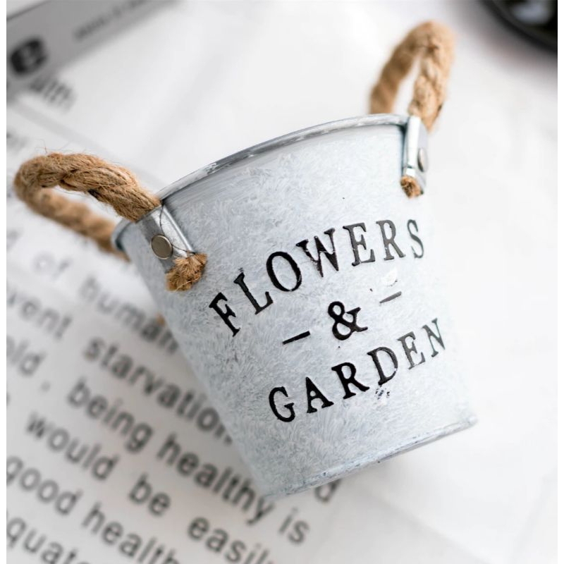 vas kaleng / vas flower garden / pot kaleng /vas shaby /pot ember kaleng / vas embe