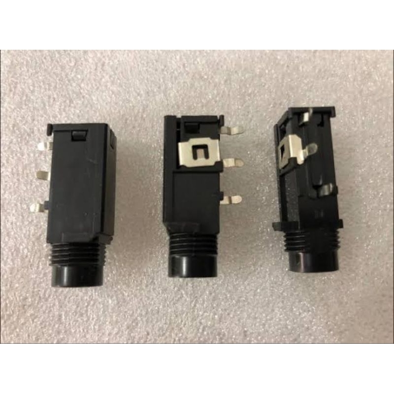 Soket Jack Akai Mono 6,5mm
