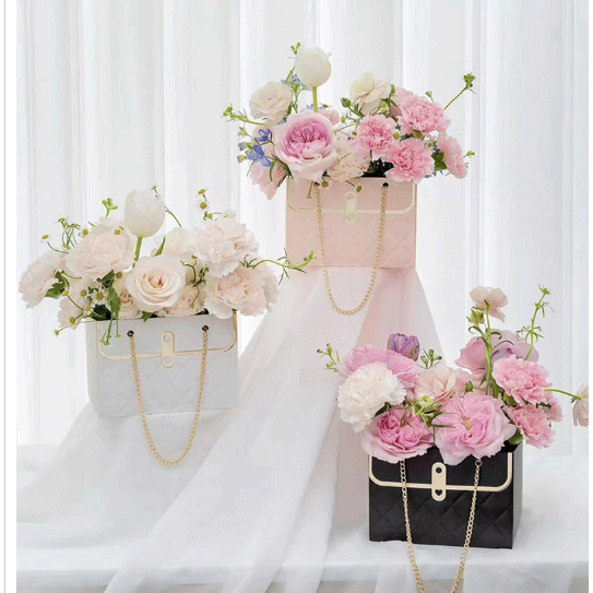 

Flower Box Chain Kotak Buket Bunga | Flower Box | Box Bunga | Tas Bunga | Channel Flower Box Chain