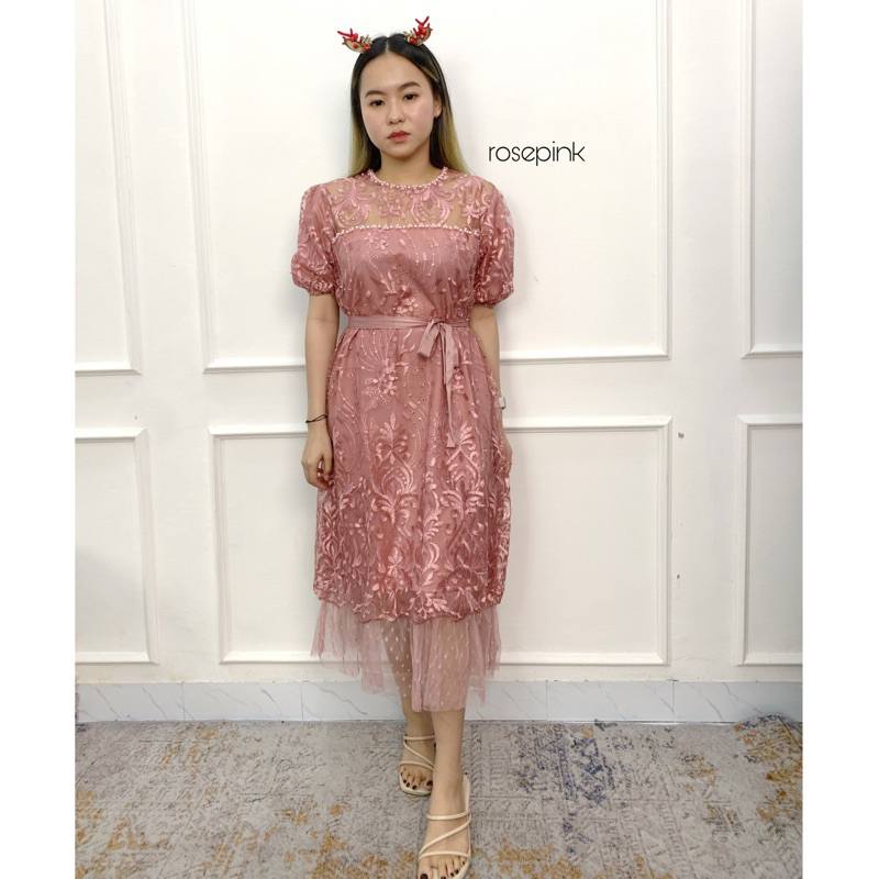 KEIKOCLOTHING - Lily Lace Dress - Gaun Wanita Bordir Pesta Natal Bigsize