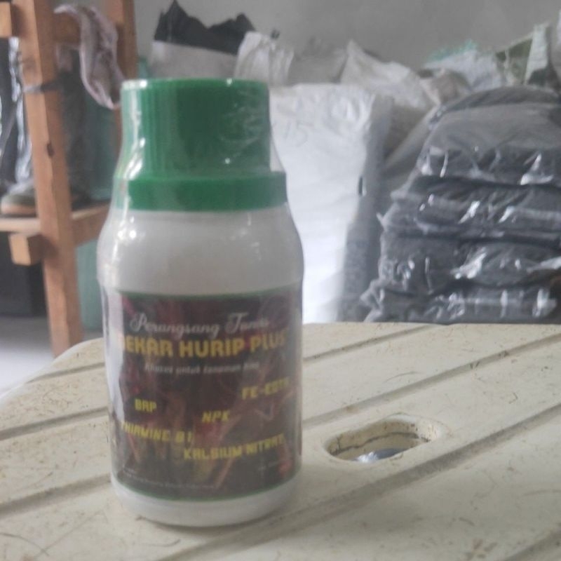Pupuk Mekar Hurip Plus 100 ml