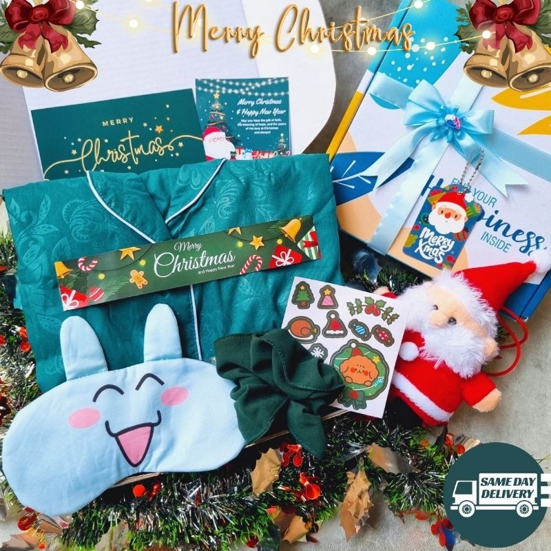 Hampers Natal Piyama / Kado Natal Piyama Cewek Christmas Gift ( NAMI )