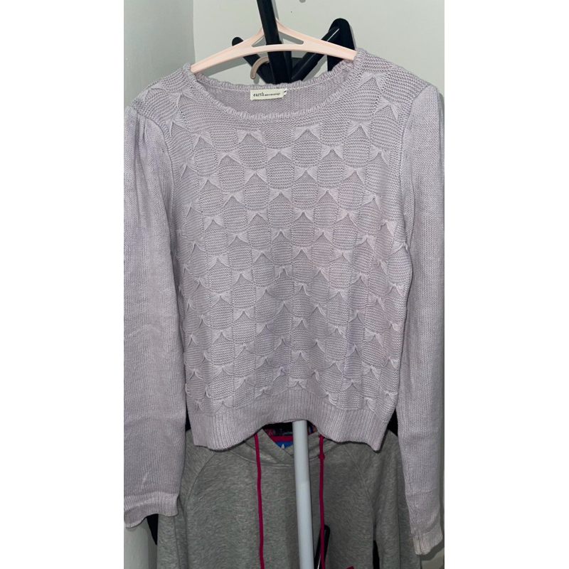 Sweater rajut by earth music & ecology preloved