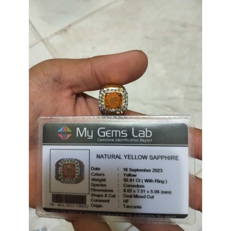 BATU NATURAL YELLOW SAPPHIRE SERTIFIKAT MGL RING PERAK CAMPURAN