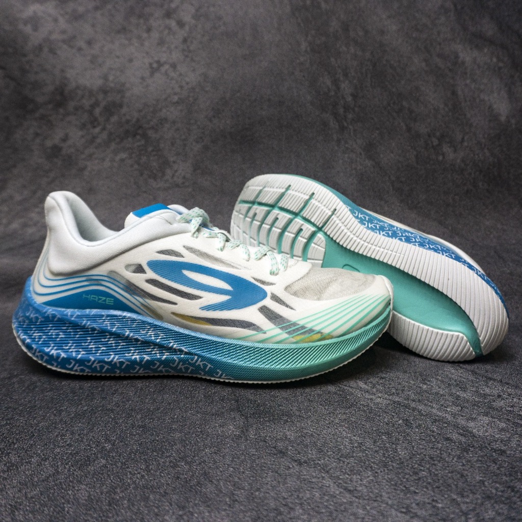 Sepatu Running 910 Nineten HAZE VISION SE JAKARTA - PUTIH/BIRU