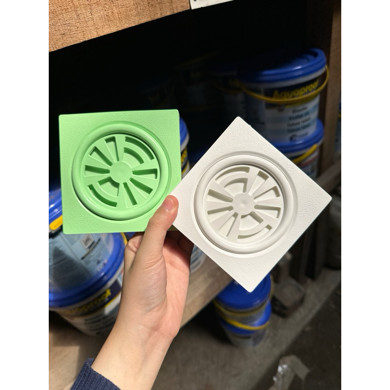 Saringan PVC Lantai kamar mandi