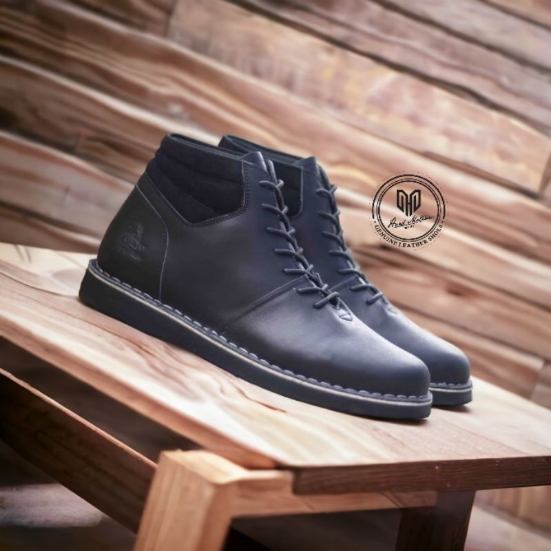Sepatu Boots Pria Kulit Asli Terbaru Hard Motion wlf Papilion Sepatu Boots Formal Sepatu kerja Keren