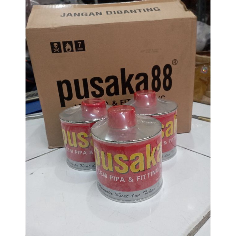 

M0del T3rkini lem pipa air kaleng pvc pusaka 400gr lem perekat pusaka Good product
