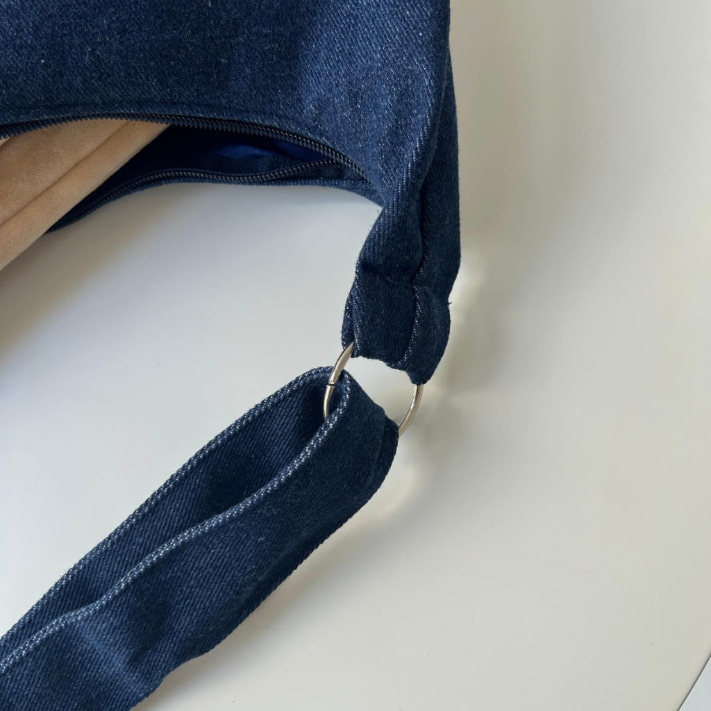 (NEW) DENIM HOBO BAG