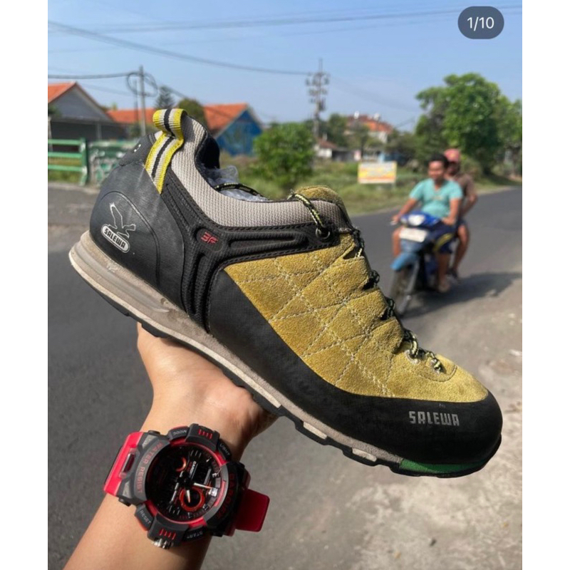 Sepatu Outdoor Salewa