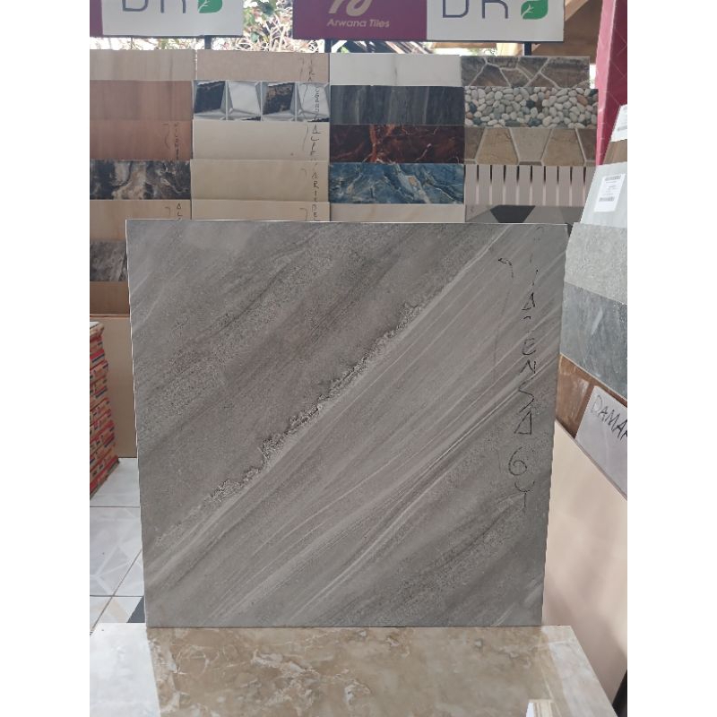 Keramik lantai 50x50 uno warna Grey
