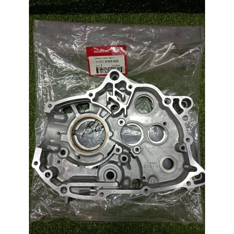 krengkes bak tengah Blade lama ori AHM (11101-KWB-600)