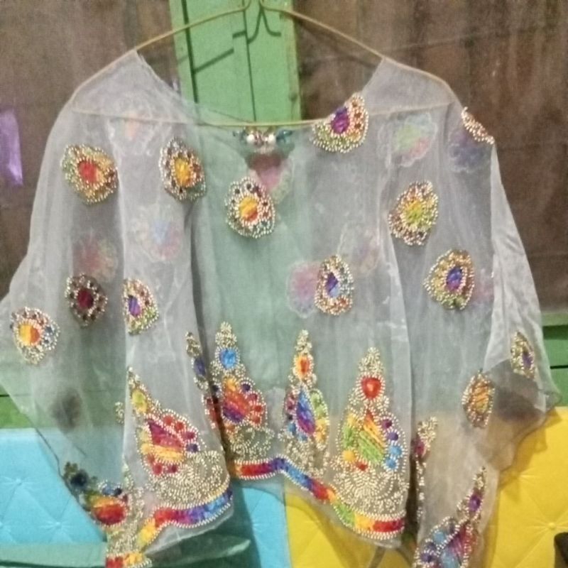 Atasan motif India Luire By Raden Sirait