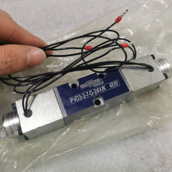 

Unik SOLENOID WEBER-HYDRAULIK PVD3-2-7-D-24V/K Murah