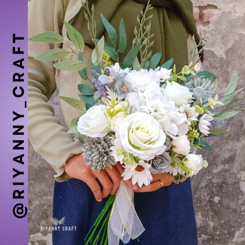 HAND BOUQUET PERNIKAHAN | BUNGA LAMARAN |