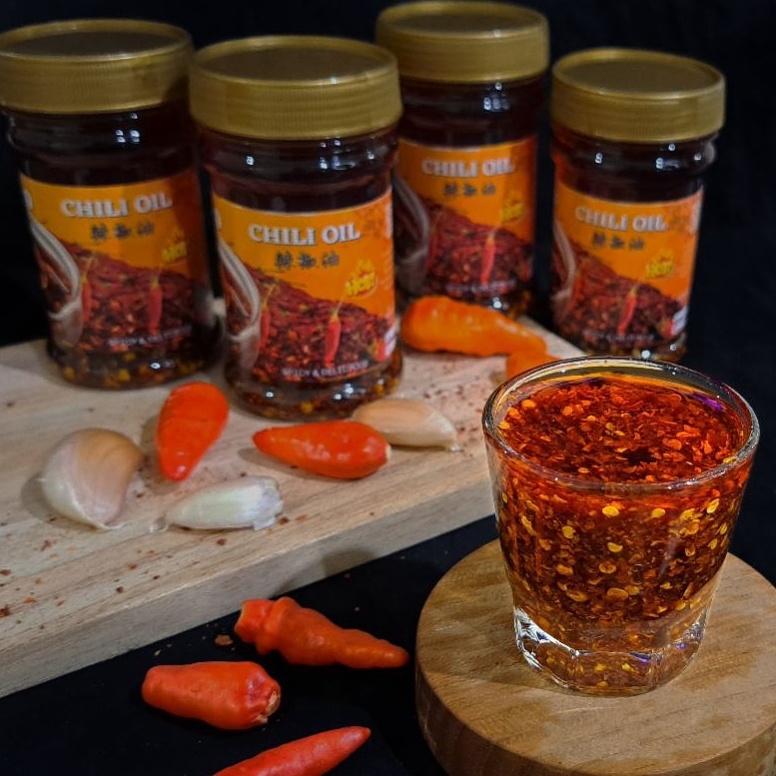 

HO99 CHILI OIL / MINYAK CABE by RASALOKALBALI 150ml 80% cabe Harga Murah