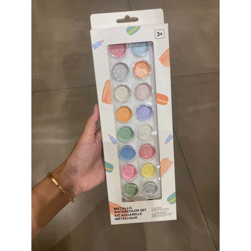 

Miniso 18 Colors Metallic Watercolor Set