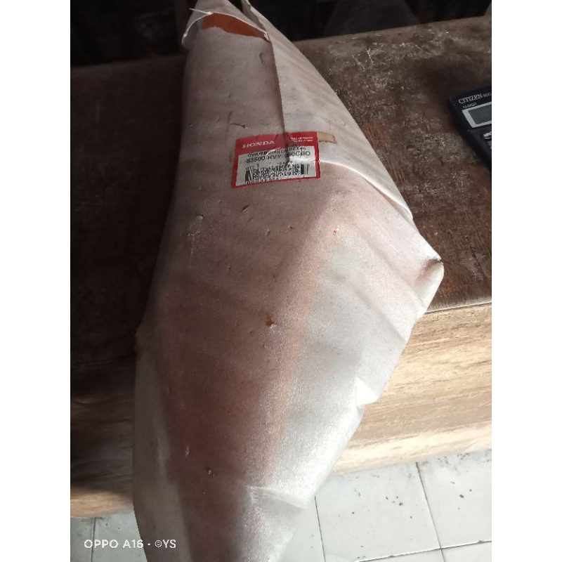 Cover Bodi halus Beat Karbu orange originale KVY Kanan