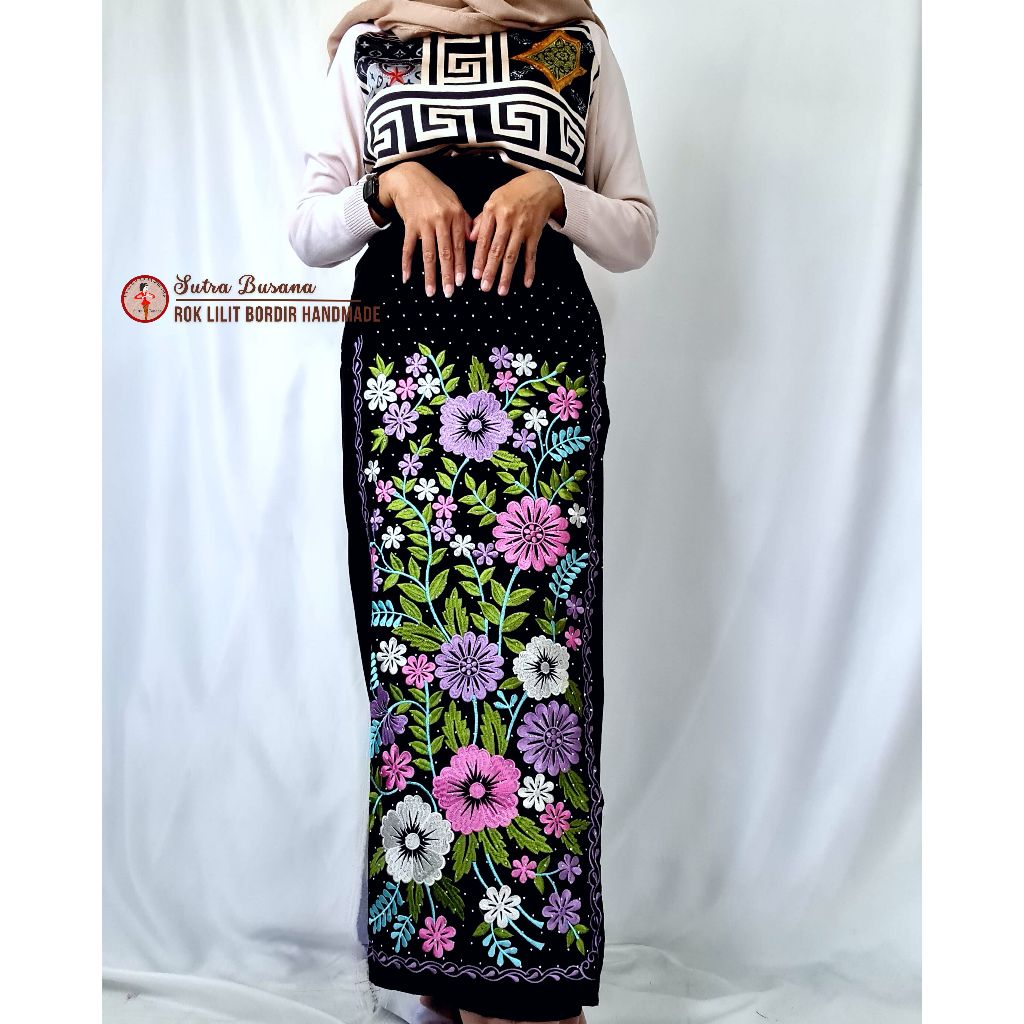 Pusat Bordir Tasikmalaya - Jual Rok Lilit Jetblack Bordir Handmade motif Candrawinata Bawahan Kebaya