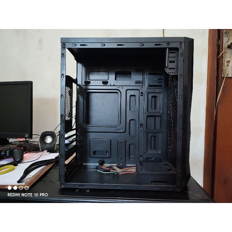 CASING PC DAZUMBA DE-130 + PSU (BEKAS PC BUILD-UP)