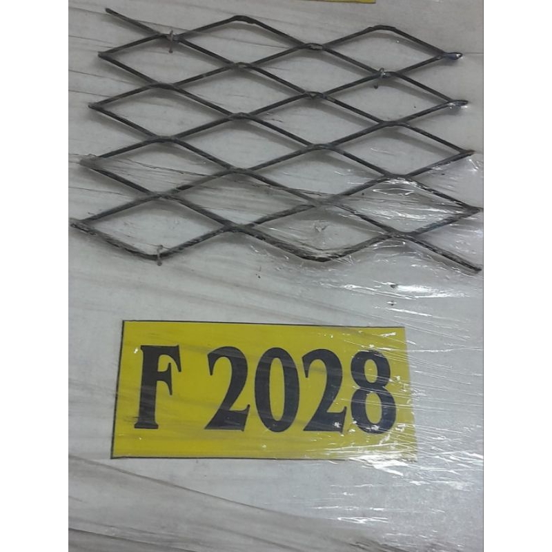 Expanded metal besi F 2028 x 1200 x 2400