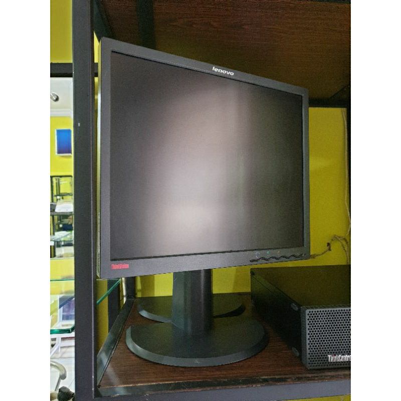 LCD Monitor 19 inch