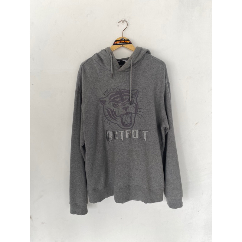 hoddie mlb detroid abu size XLarge