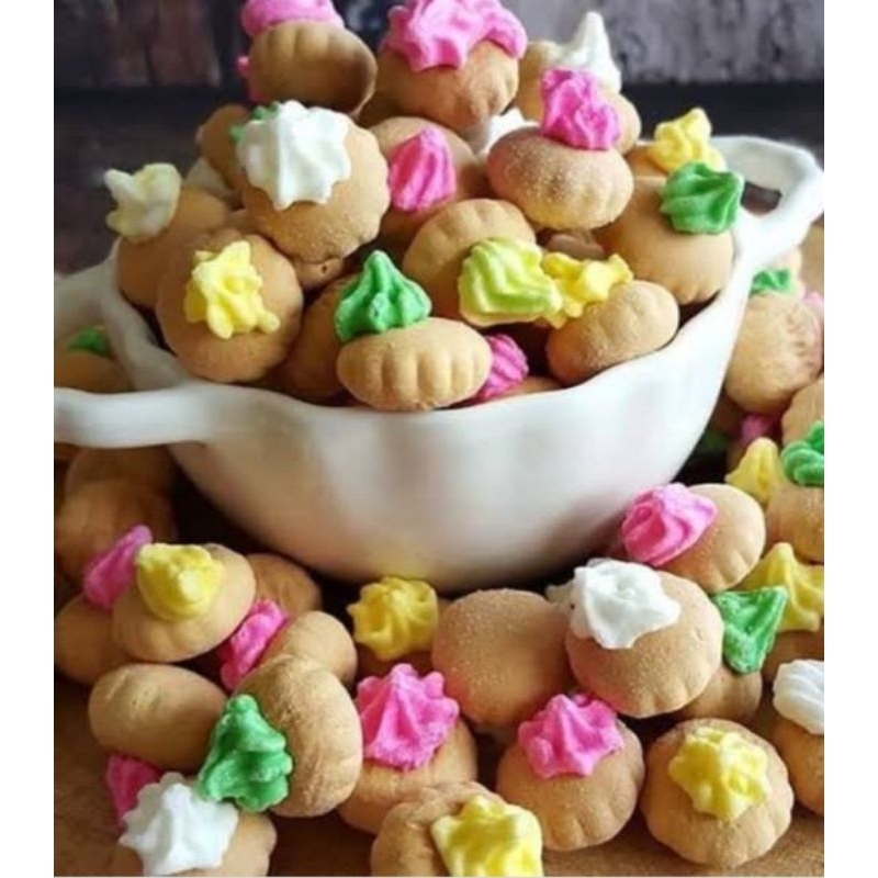 

Kue Kancing / Biscuit Gamrose / Kue Jadul biscuit Kembang Gula - 250gram/500gram