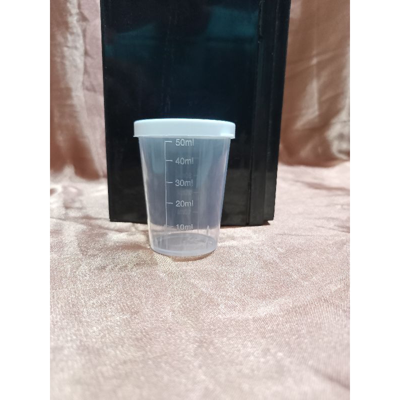 Gelas Takar 50ml / Gelas Ukur 50 ml Plastik Beming Dengan Penutup