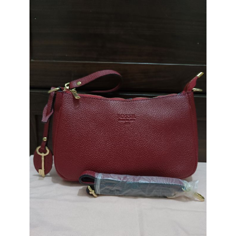 Tas Kulit Merah