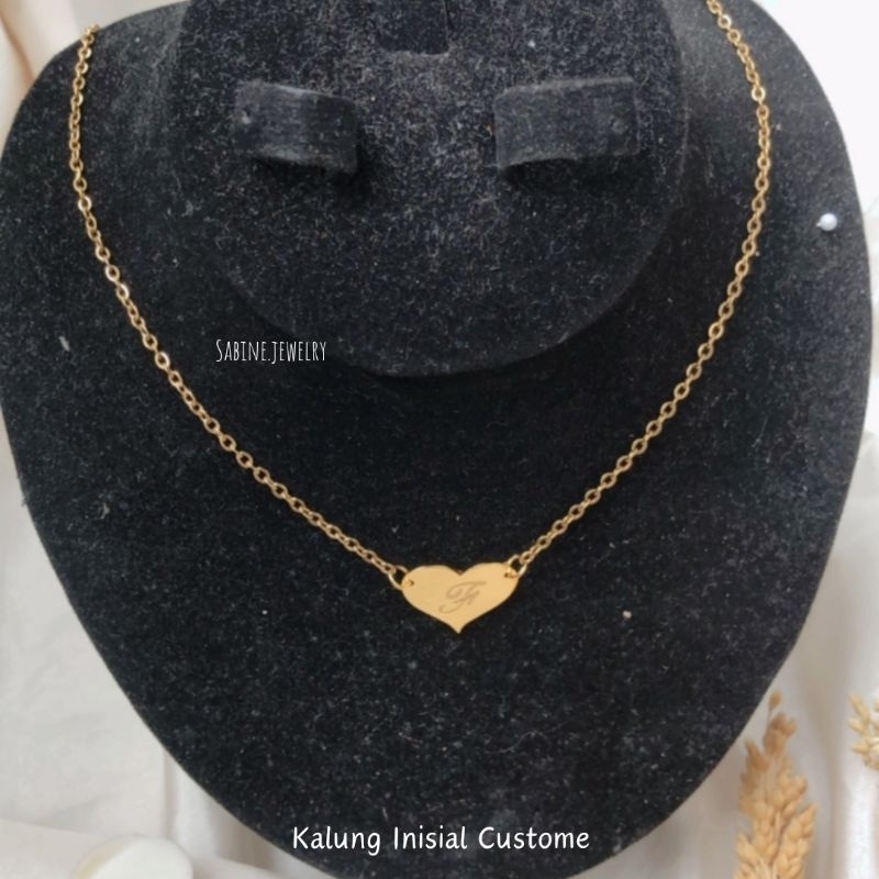 Kalung Nama / Inisial Titanium Liontin Love Ukir Grafir Inisial