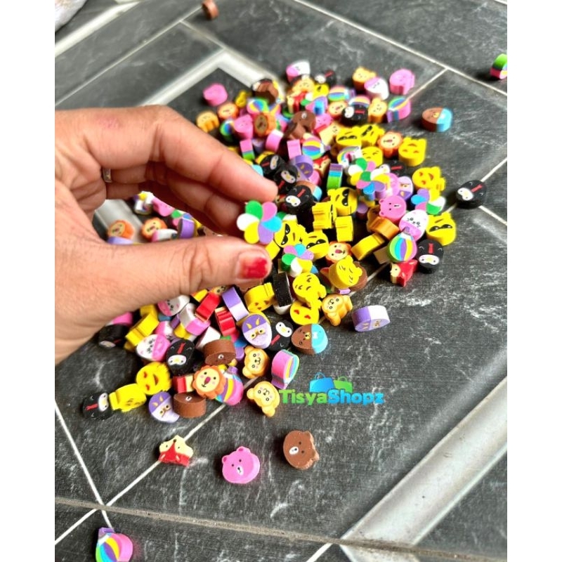 

Penghapus Karet Mini Satuan ( 1 KG)