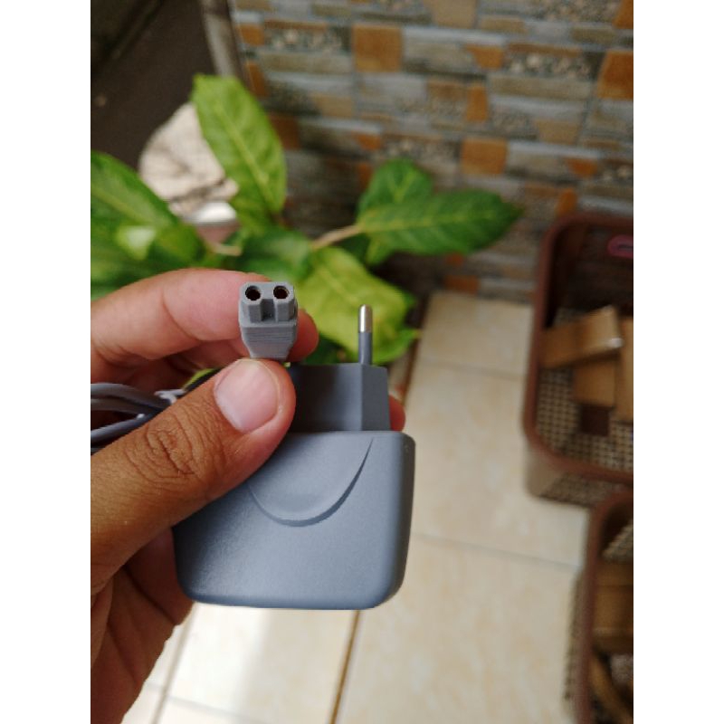 Charger Alat Cukur Charger Alat Cukur Rambut Goto Elektrik