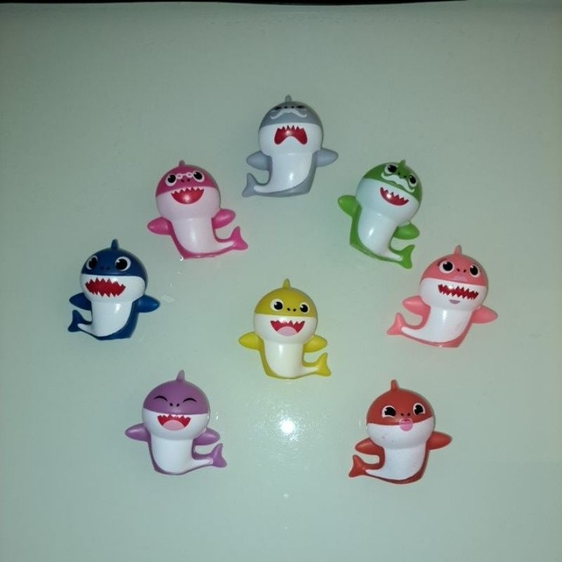Cake topper Baby Shark / Hiasan kue Baby Shark / Mainan baby shark