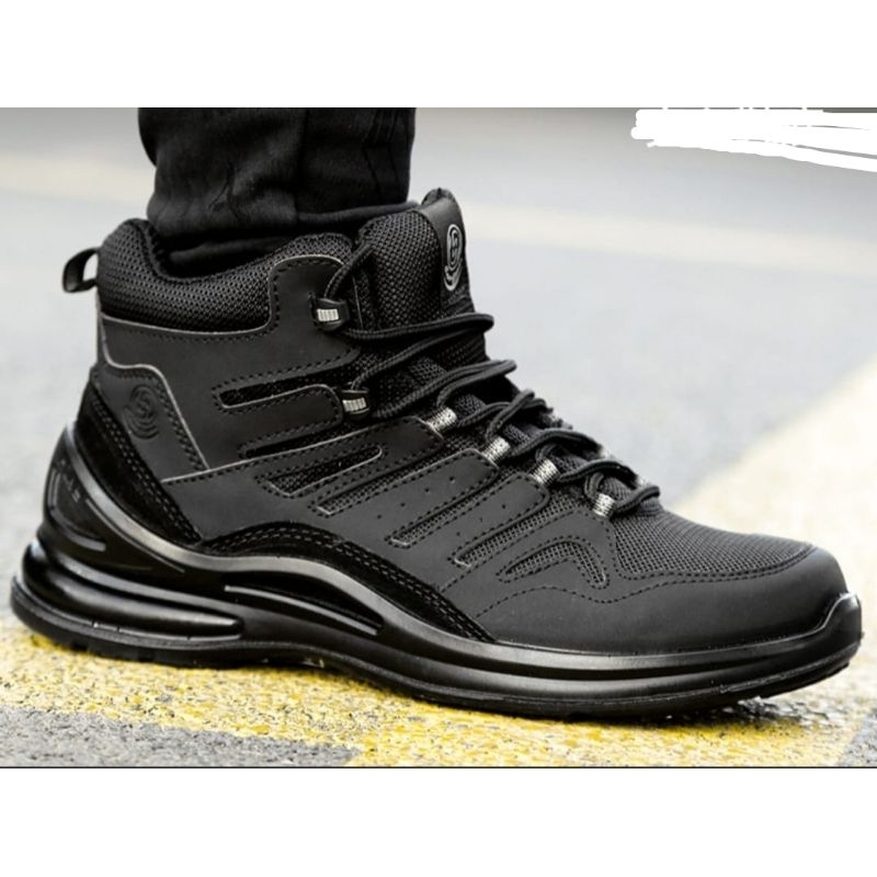 Sepatu Safety Sporty 129 Ujung Besi Hitam