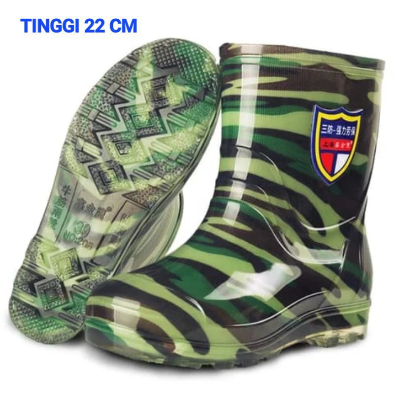 Sepatu Boot Bot Doreng Loreng Pria Dewasa Import Pendek Lentur Anti Air Lumpur Bangunan Kebun Ladang