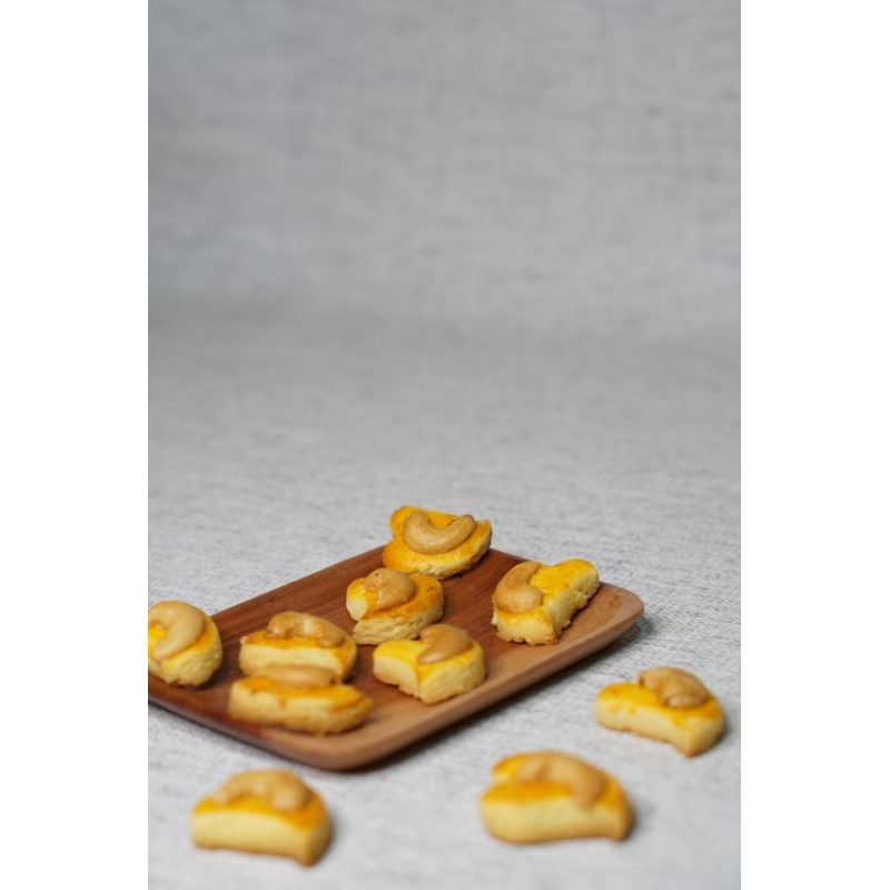 

Kue Kering Makassar - Mede Crunchy