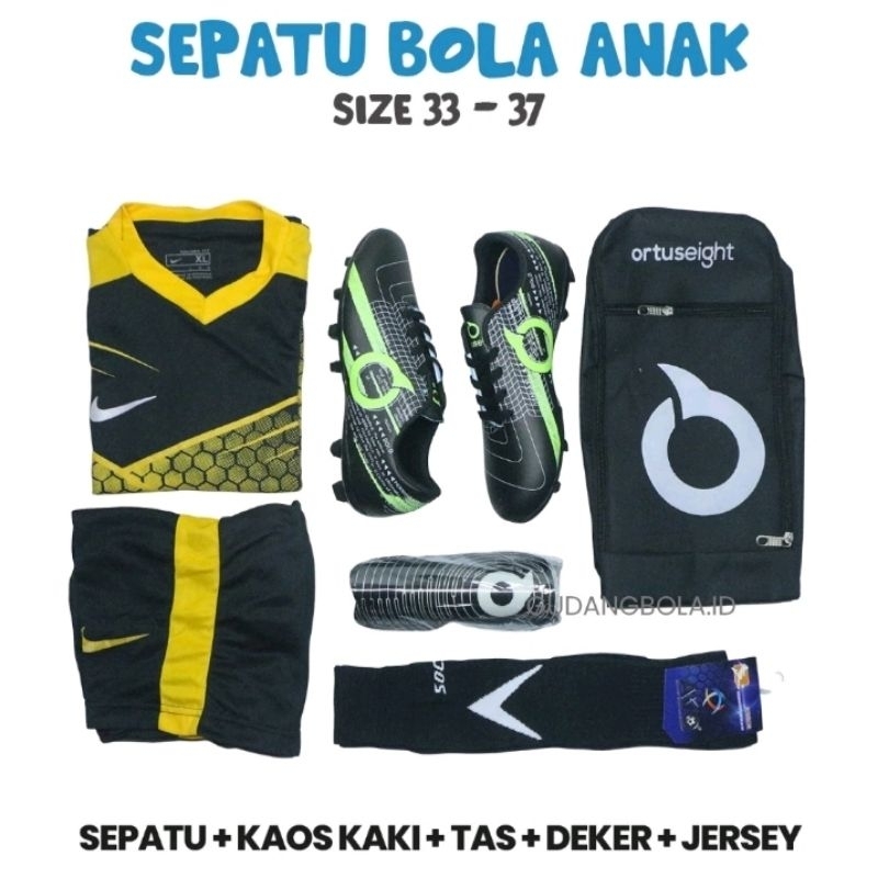 Sepatu Bola Anak-anak SD Paket Komplit