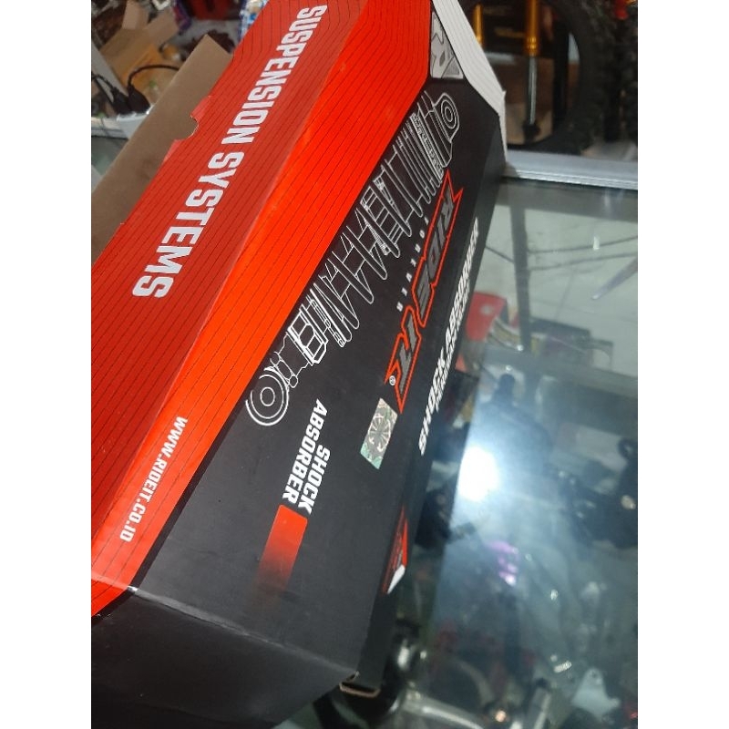 Shock 340 811 Ride It Black