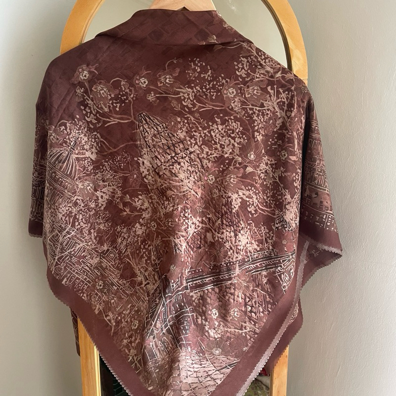 buttonscarves british brown