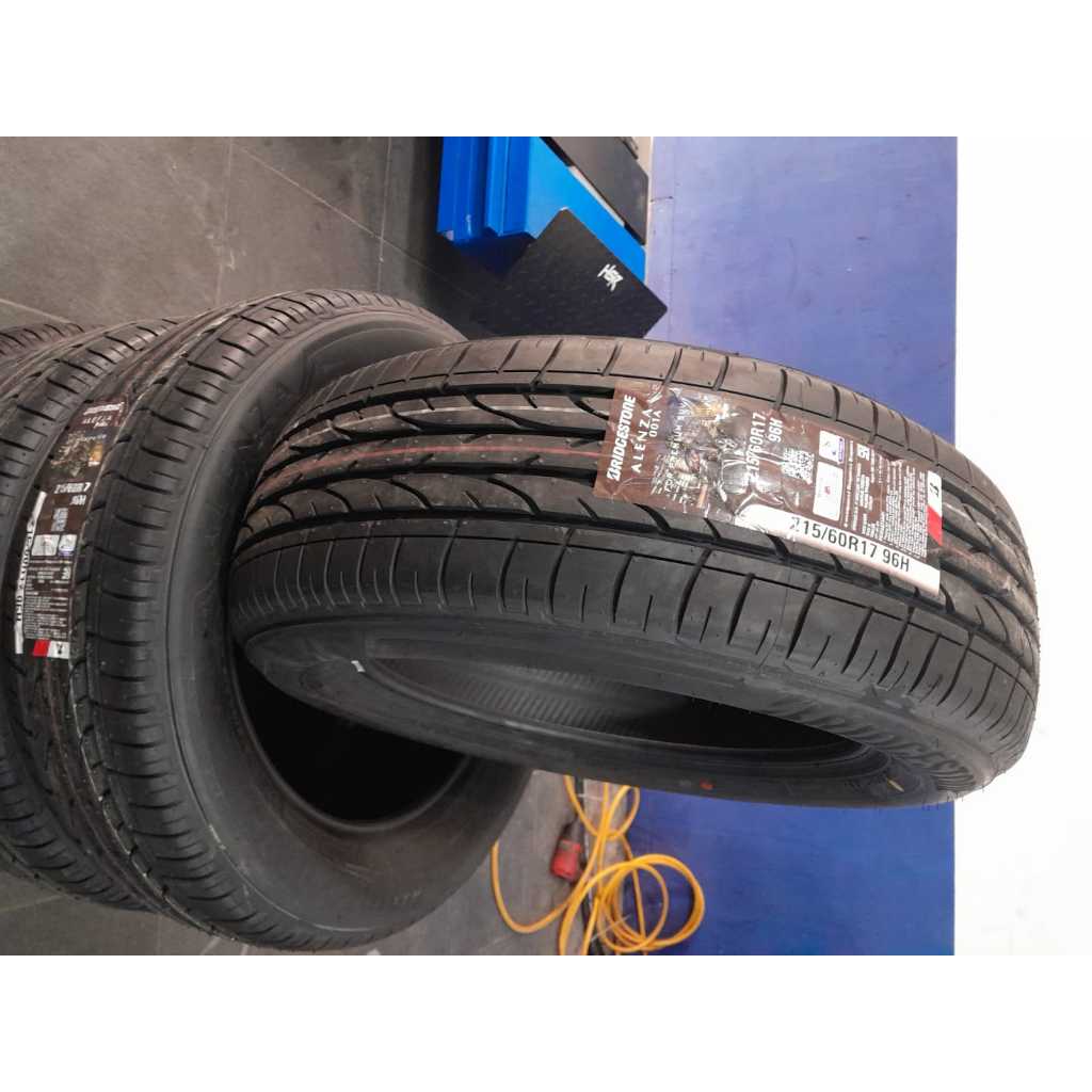 BAN MOBIL RING 17 IMPORT BRIDGESTONE ALENZA 001 215 60 R17 RUSH TERIOS RAIZE