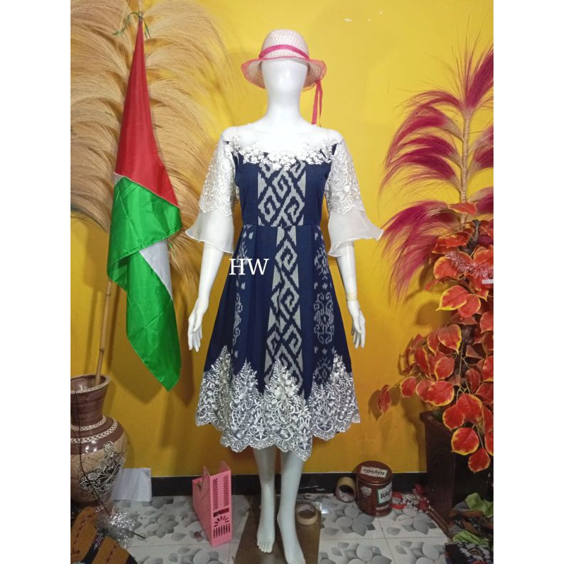 DRESS TENUN MIK BROKAT PUTIH