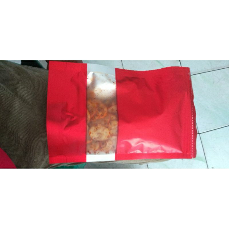 

keripik seblak dan makaroni fight