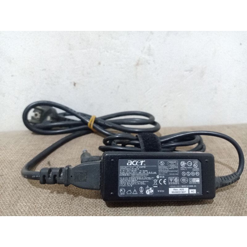 Adaptor Adapter Charger Laptop Acer PA-1650-02 19V 1.58A
