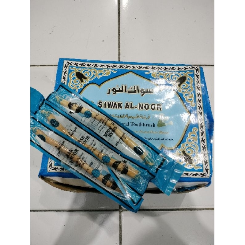 SIWAK PUTIH KAYU AROK ALNOOR 60pcs