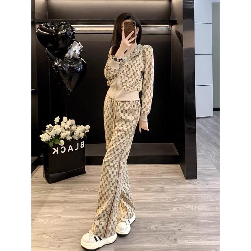 Setelan Wanita Hoodie Lengan Panjang Bahan Kaos