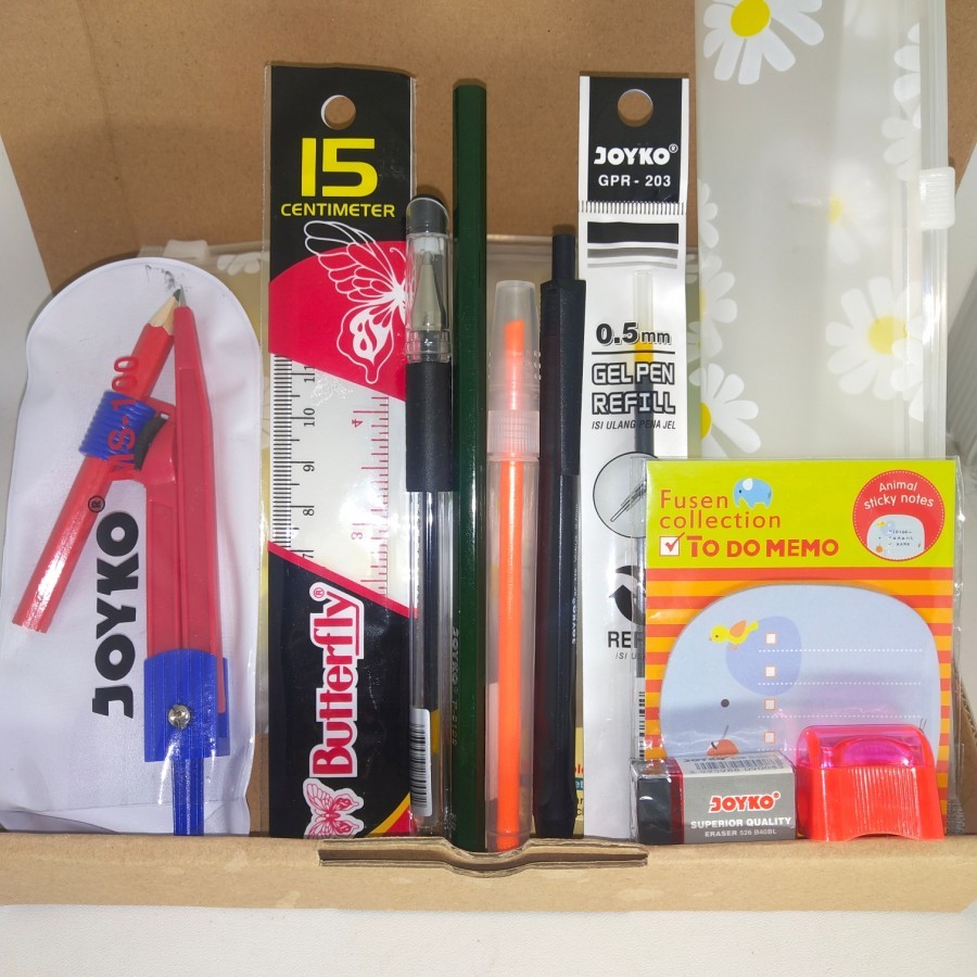 

Paket Alat Tulis Set Anak Souvenir Sekolah Paket Atk 4 - Tanpa Ucapan