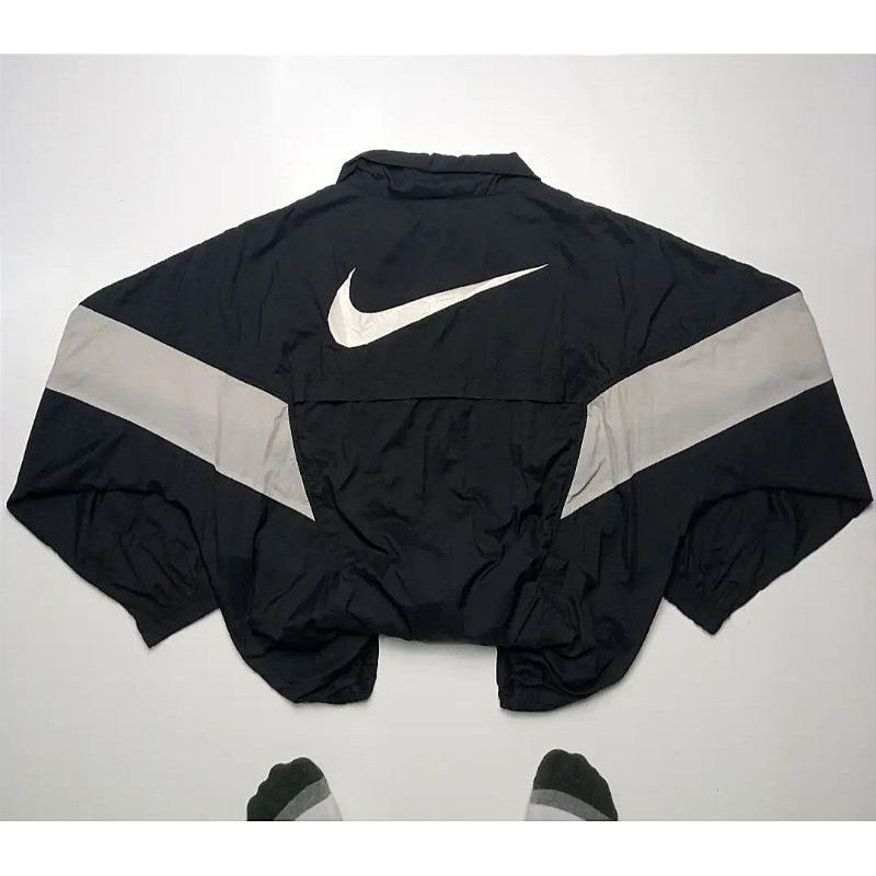 windbreaker nike big logo
