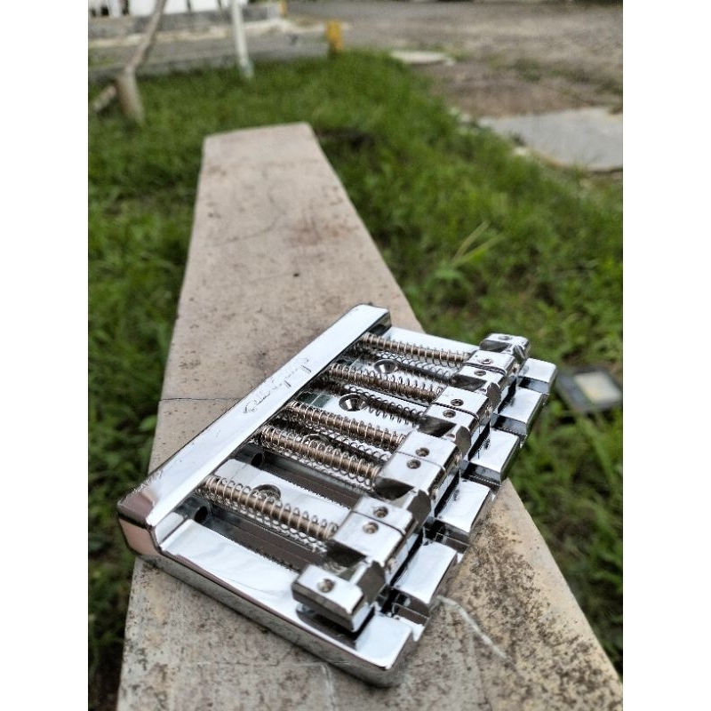 hi mass bridge bass jackson 5