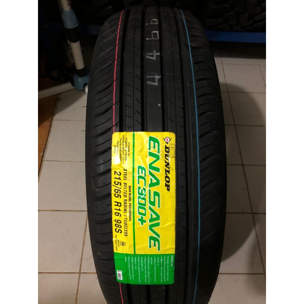 ban mobil tubles ring 16 dunlop enasave ukuran 215 65 R16